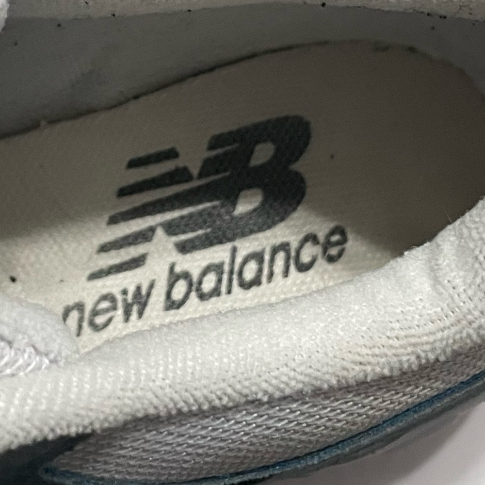 New Balance 574 Women's Blue and White Sneakers size 7 tennis shoe - Picture 8 of 9